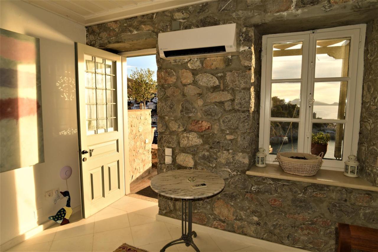 Villa Sunset Hydra ภายนอก รูปภาพ