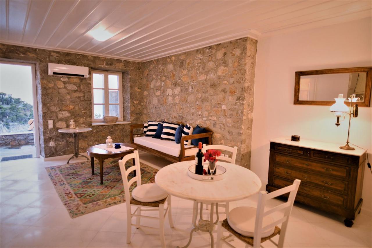 Villa Sunset Hydra ภายนอก รูปภาพ