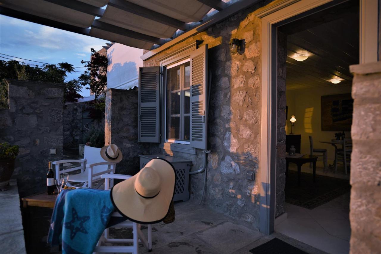 Villa Sunset Hydra ภายนอก รูปภาพ